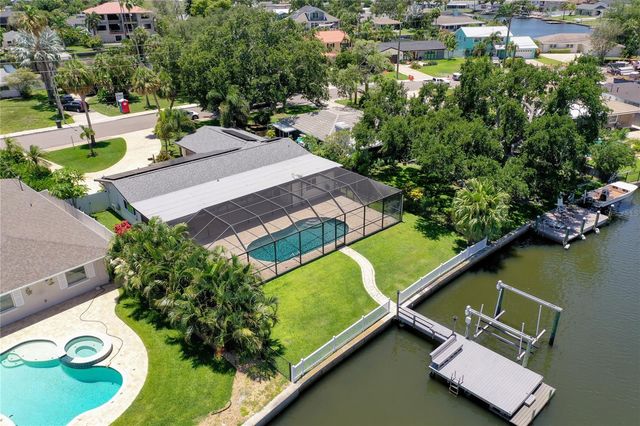 5119 VENETIAN BOULEVARD NE, St Petersburg, FL 33703