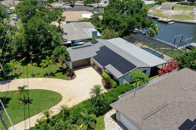 5119 VENETIAN BOULEVARD NE, St Petersburg, FL 33703