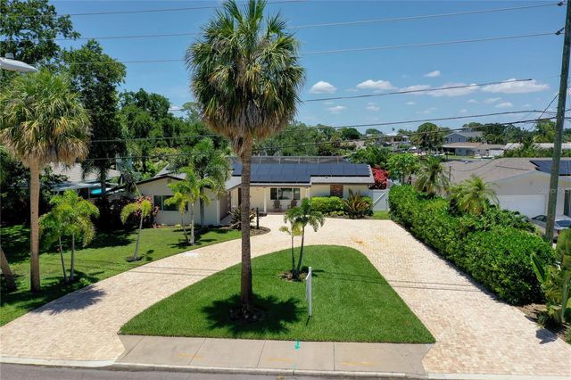 5119 VENETIAN BOULEVARD NE, St Petersburg, FL 33703