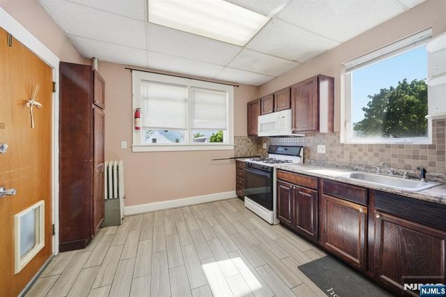 288 Devon Street, Kearny, NJ 07032