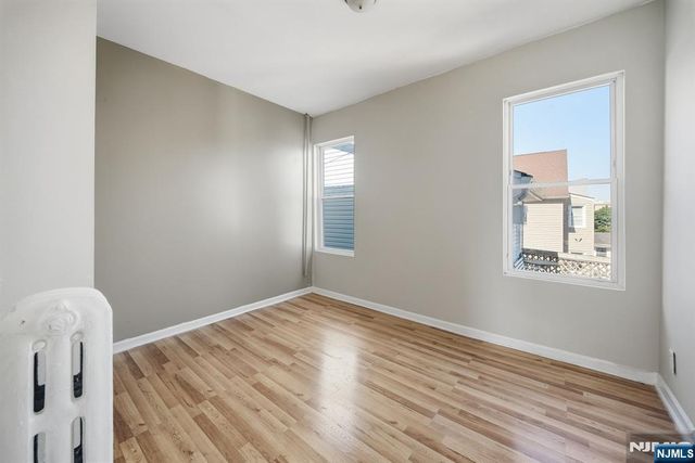 288 Devon Street, Kearny, NJ 07032