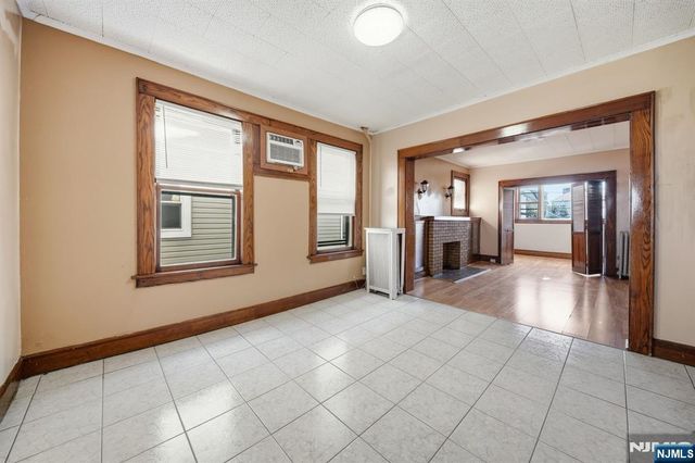 288 Devon Street, Kearny, NJ 07032