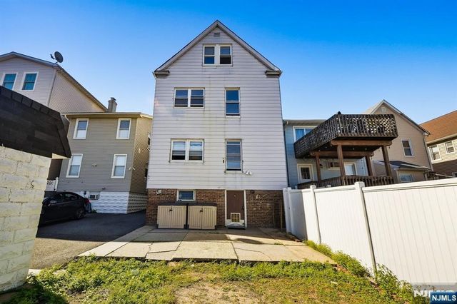 288 Devon Street, Kearny, NJ 07032