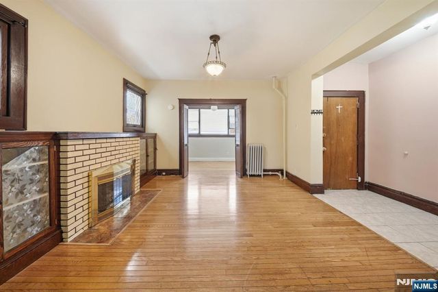 288 Devon Street, Kearny, NJ 07032