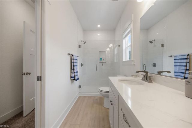 712 14th ST B, Virginia Beach, VA 23451