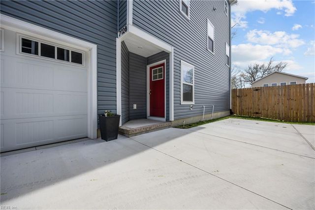 712 14th ST B, Virginia Beach, VA 23451