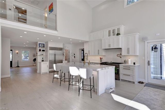 802 Riverside DR, Newport News, VA 23606