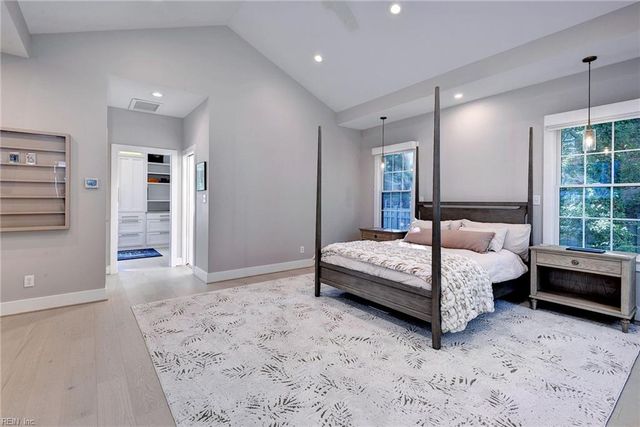 802 Riverside DR, Newport News, VA 23606