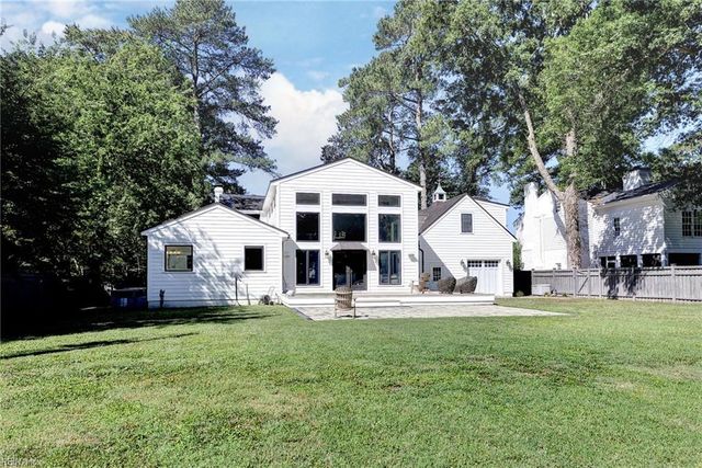 802 Riverside DR, Newport News, VA 23606