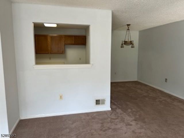 608 Dunn Cir, Bridgewater Twp., NJ 08807