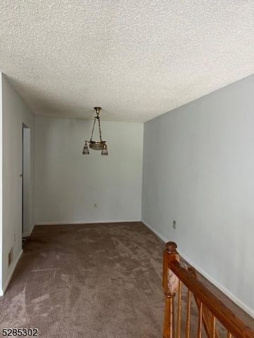 608 Dunn Cir, Bridgewater Twp., NJ 08807