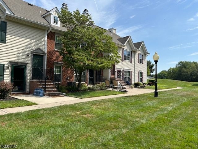 608 Dunn Cir, Bridgewater Twp., NJ 08807