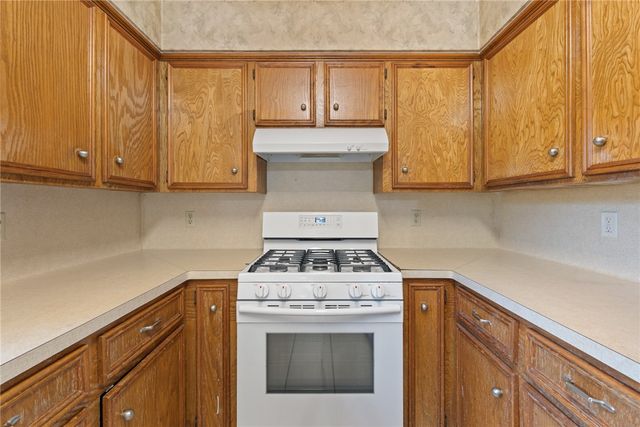 2505 Conquest Circle, Bryan, TX 77803