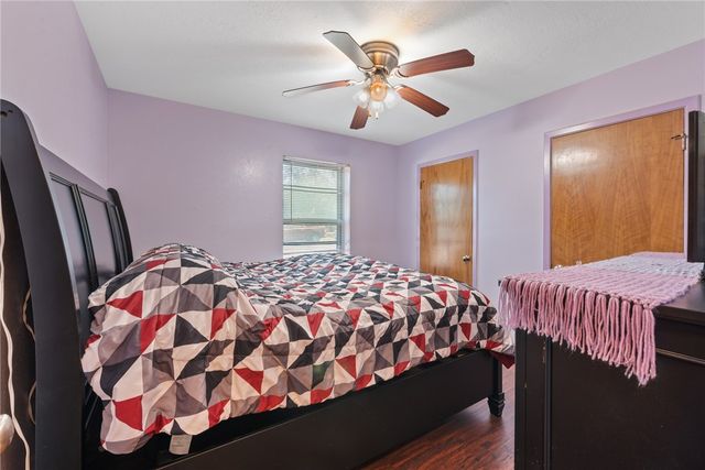 2505 Conquest Circle, Bryan, TX 77803