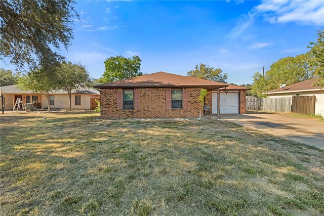 2505 Conquest Circle, Bryan, TX 77803