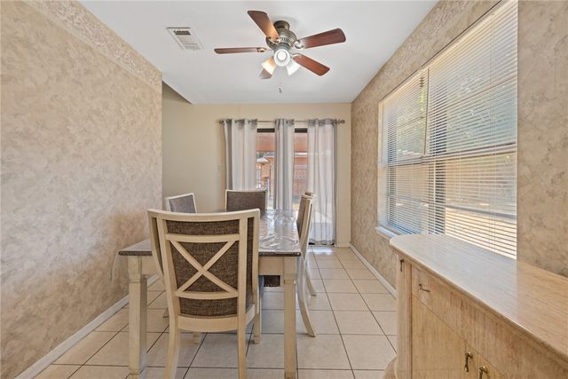 2505 Conquest Circle, Bryan, TX 77803