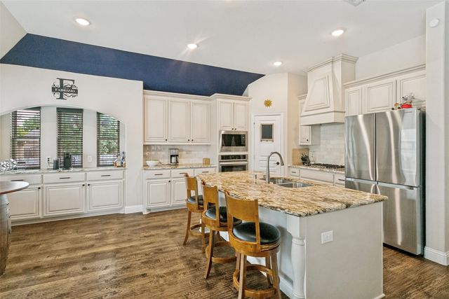 1012 Sandy Hill Road, Burleson, TX 76028