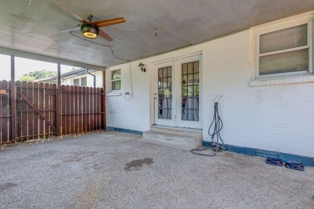 7183 Sugar Camp Dr, Greenbrier, TN 37073