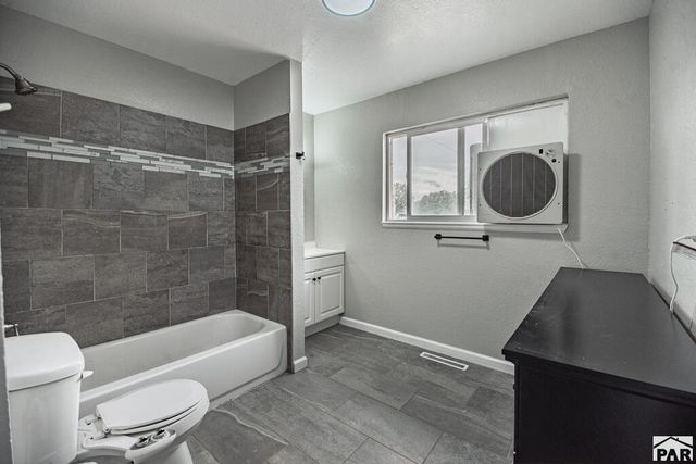 3816 Devonshire Lane, Pueblo, CO 81005