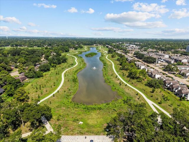 2242 Gemini Street, Houston, TX 77058