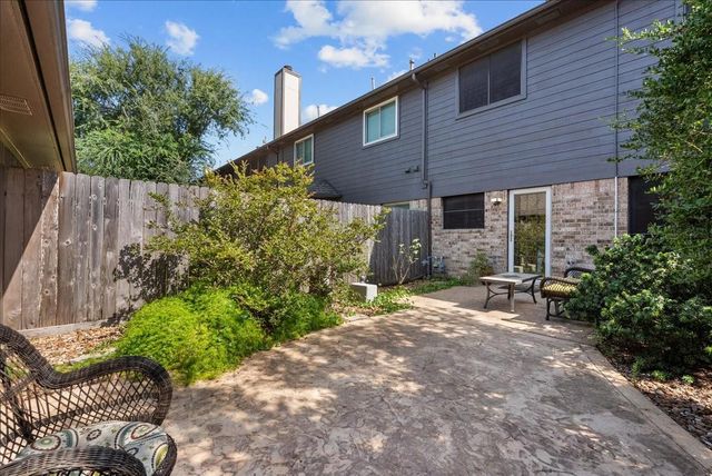 2242 Gemini Street, Houston, TX 77058