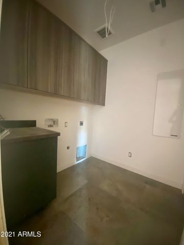 507 E MOUNTAIN VIEW Road, Phoenix, AZ 85020