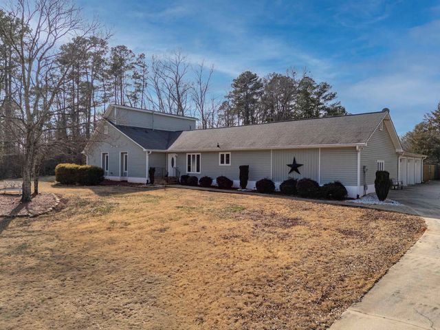 260 Heritage Hills Drive, Spartanburg, SC 29307