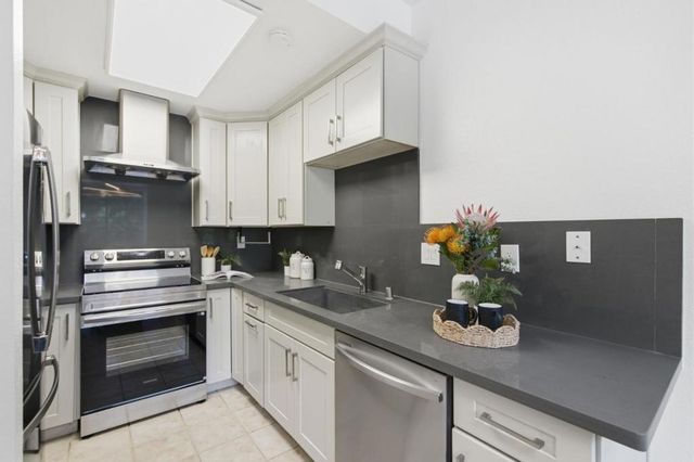 991 Belmont Terrace 3, Sunnyvale, CA 94086