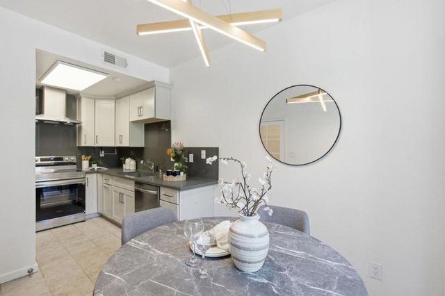 991 Belmont Terrace 3, Sunnyvale, CA 94086