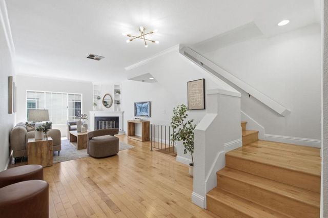 991 Belmont Terrace 3, Sunnyvale, CA 94086