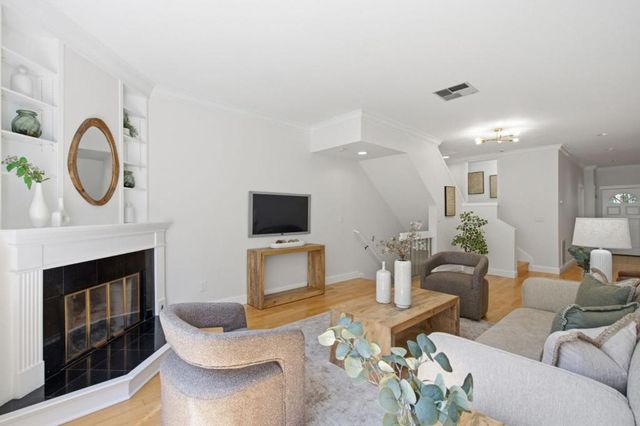 991 Belmont Terrace 3, Sunnyvale, CA 94086