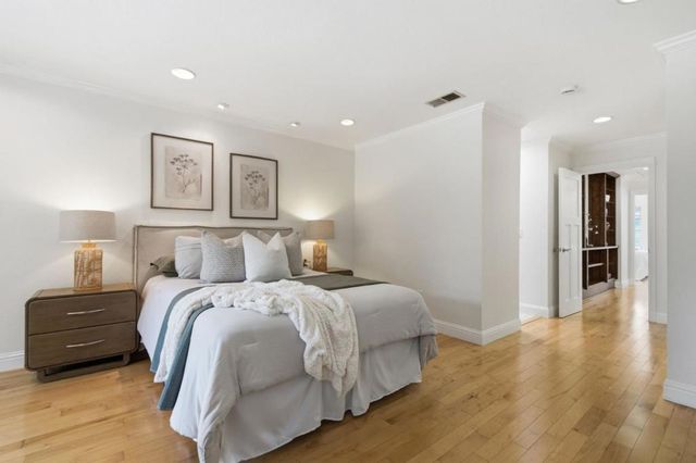 991 Belmont Terrace 3, Sunnyvale, CA 94086