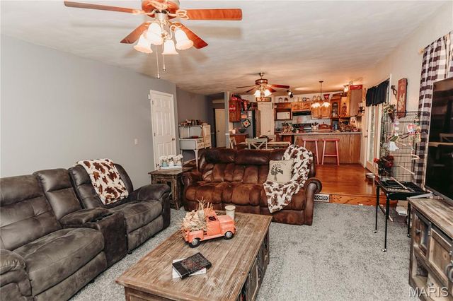 14011 Cobra Drive, Dixon, MO 65459