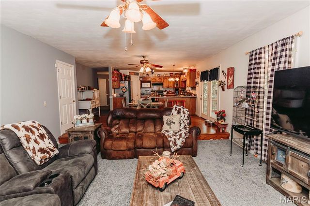 14011 Cobra Drive, Dixon, MO 65459