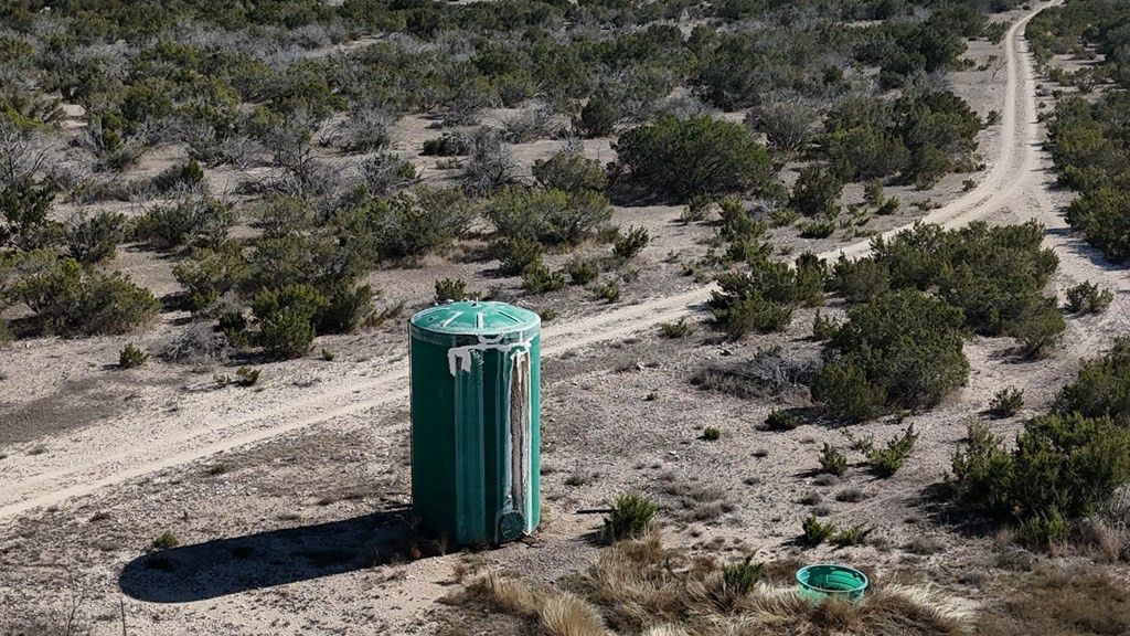 Image 10 of property listing at 1384 Cougar Trail, Ozona, TX 76943