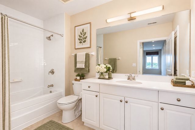120 N Northwest Highway 405, Park Ridge, IL 60068