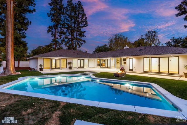 6600 Kane Way, Bakersfield, CA 93309