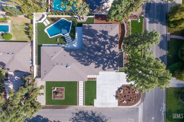 6600 Kane Way, Bakersfield, CA 93309