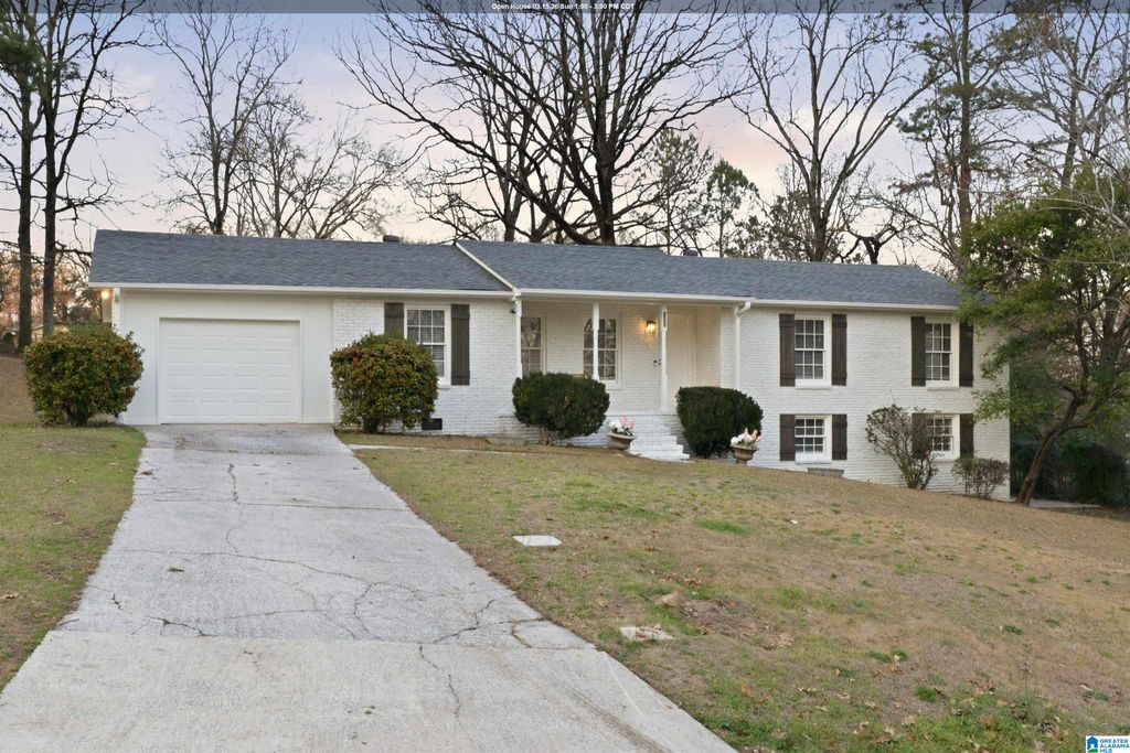 1222 FALLING STAR LANE, Alabaster, AL 35007