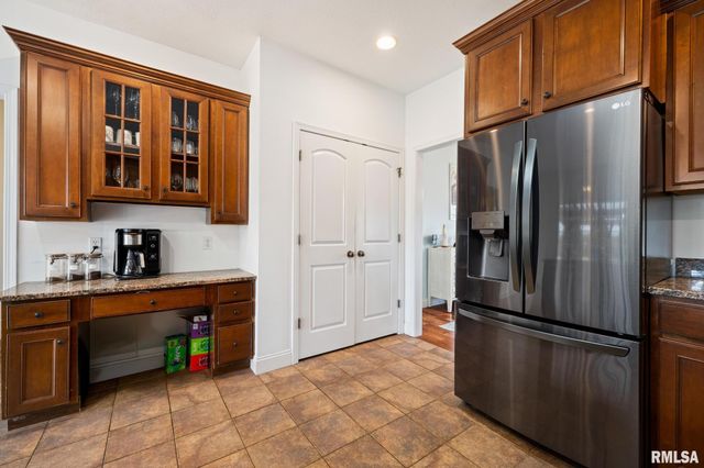 10524 N TRAIL VIEW Drive, Dunlap, IL 61525