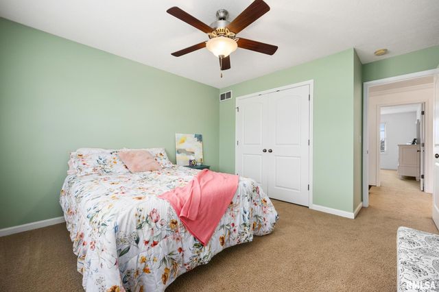 10524 N TRAIL VIEW Drive, Dunlap, IL 61525