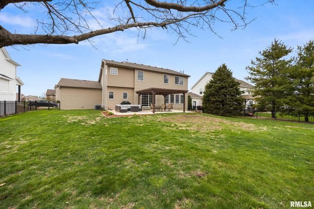 10524 N TRAIL VIEW Drive, Dunlap, IL 61525