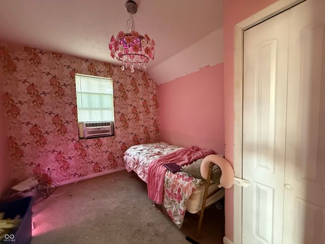 1214 N Tacoma Avenue, Indianapolis, IN 46201