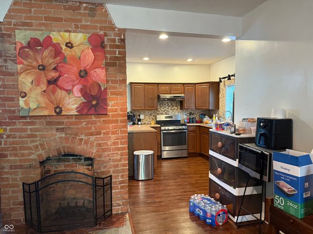 1214 N Tacoma Avenue, Indianapolis, IN 46201