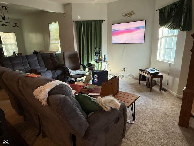 1214 N Tacoma Avenue, Indianapolis, IN 46201