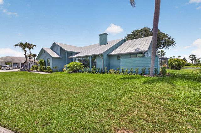 10705 SE Seabreeze Court, Hobe Sound, FL 33455