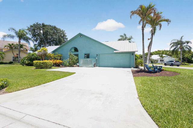 10705 SE Seabreeze Court, Hobe Sound, FL 33455