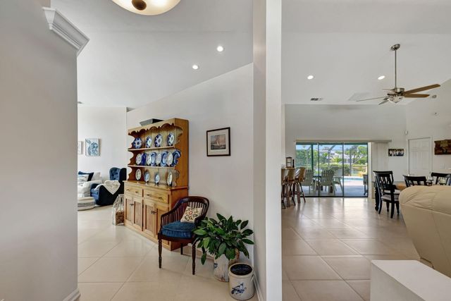 10705 SE Seabreeze Court, Hobe Sound, FL 33455