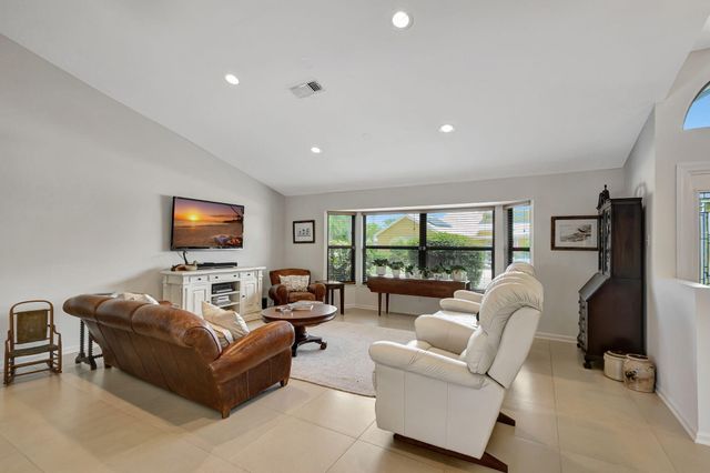 10705 SE Seabreeze Court, Hobe Sound, FL 33455