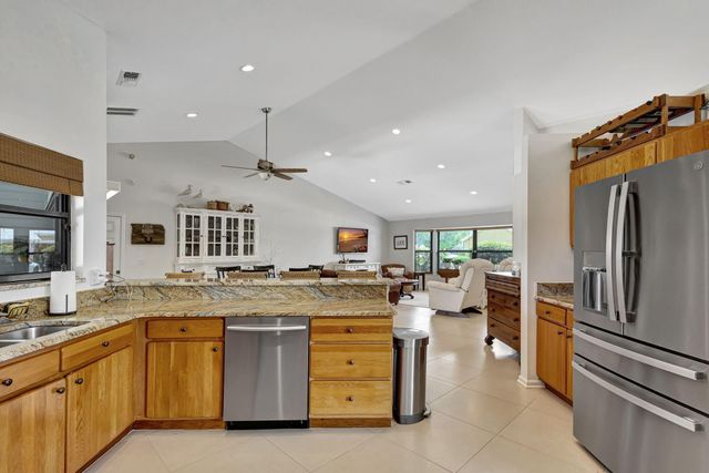 10705 SE Seabreeze Court, Hobe Sound, FL 33455